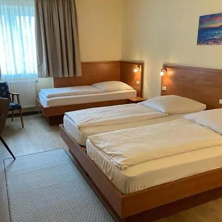 Am Markt Hotel 3*